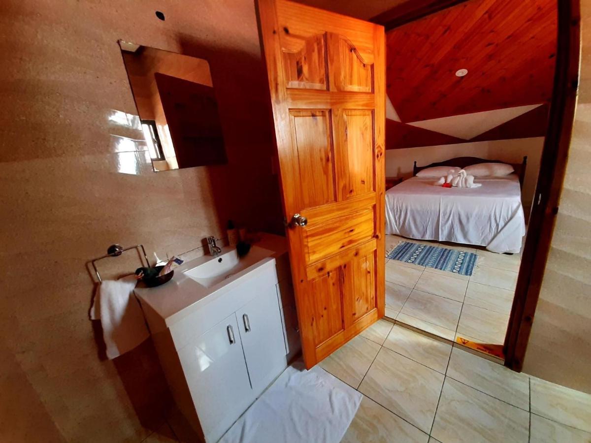 La Source Self Catering Hotel La Digue Exterior foto